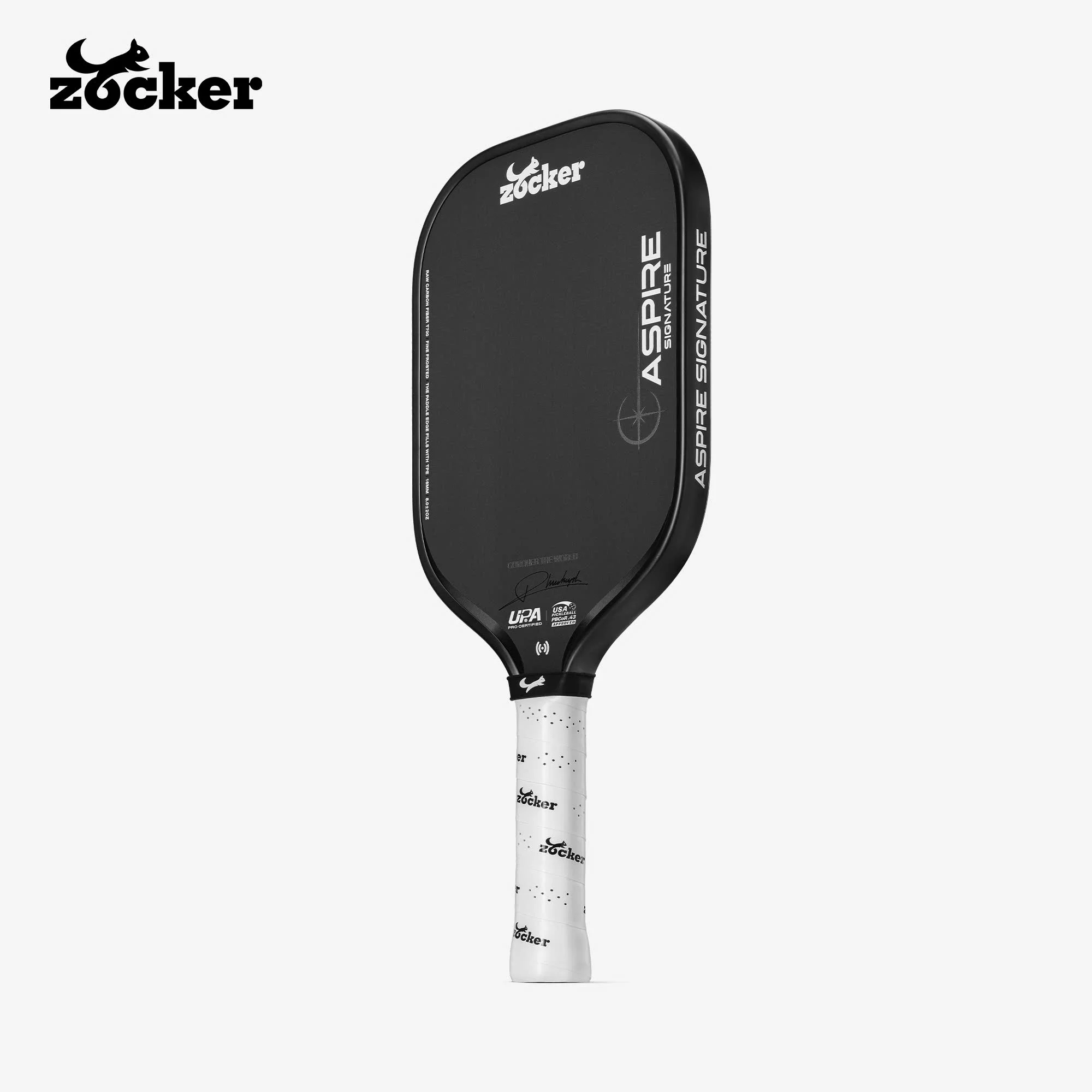 Vợt Pickleball Zocker Aspire Phúc Huỳnh 16mm màu đen với thiết kế viền Metallic Layer mạnh mẽ và hiện đại.