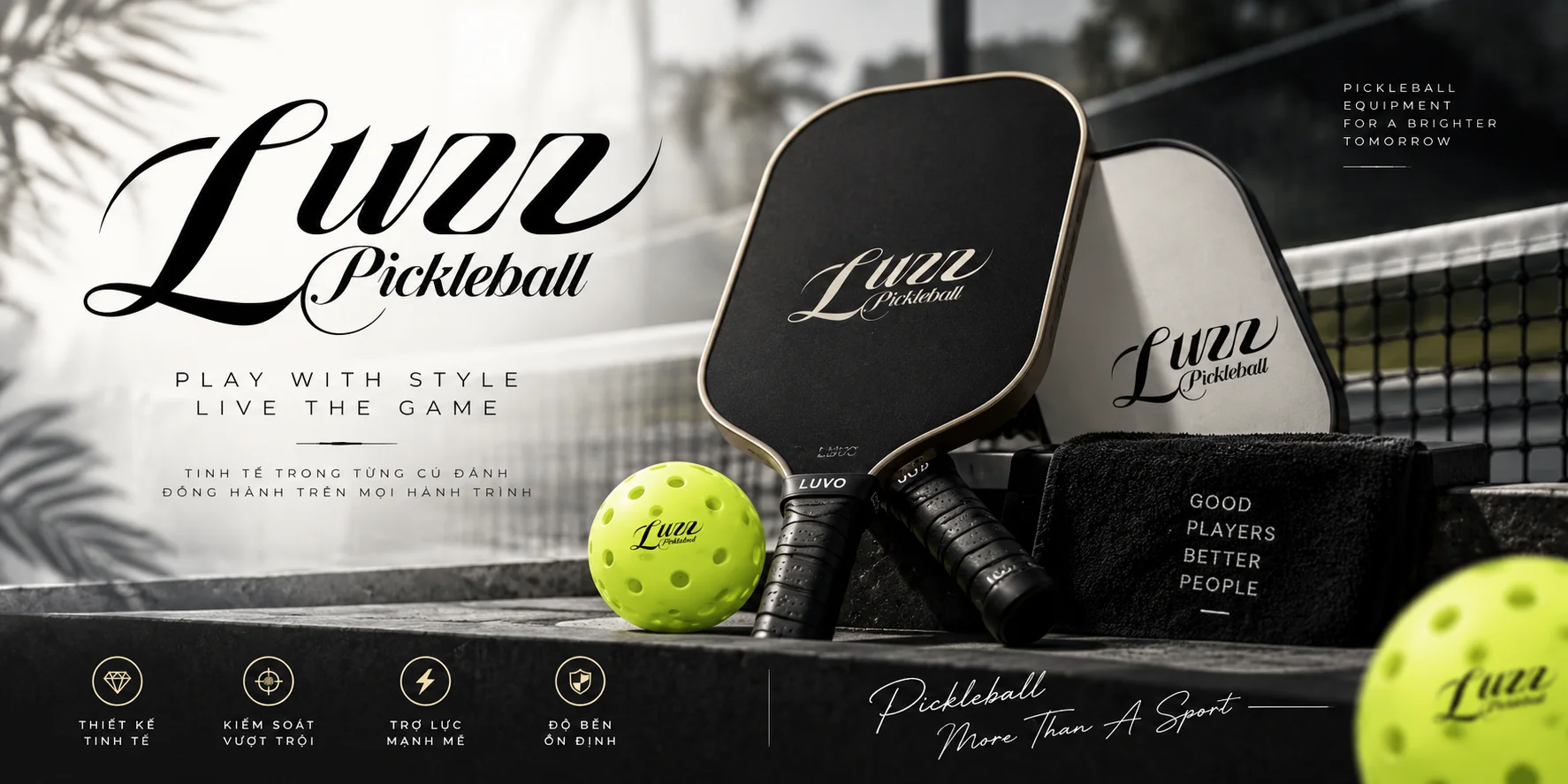Banner LUZZ Pickleball kết hợp logo thương hiệu cùng hình ảnh vợt, bóng và không gian sân pickleball, phù hợp làm hình giới thiệu danh mục LUZZ.