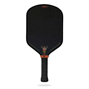 Vợt Pickleball Loco Hybrid và Elongated 16mm sử dụng mặt T700 Raw Carbon Fiber và lõi Dual-Density Foam Core, hướng đến người chơi cần lực đánh, khả năng tạo xoáy và nhiều lựa chọn dáng vợt.