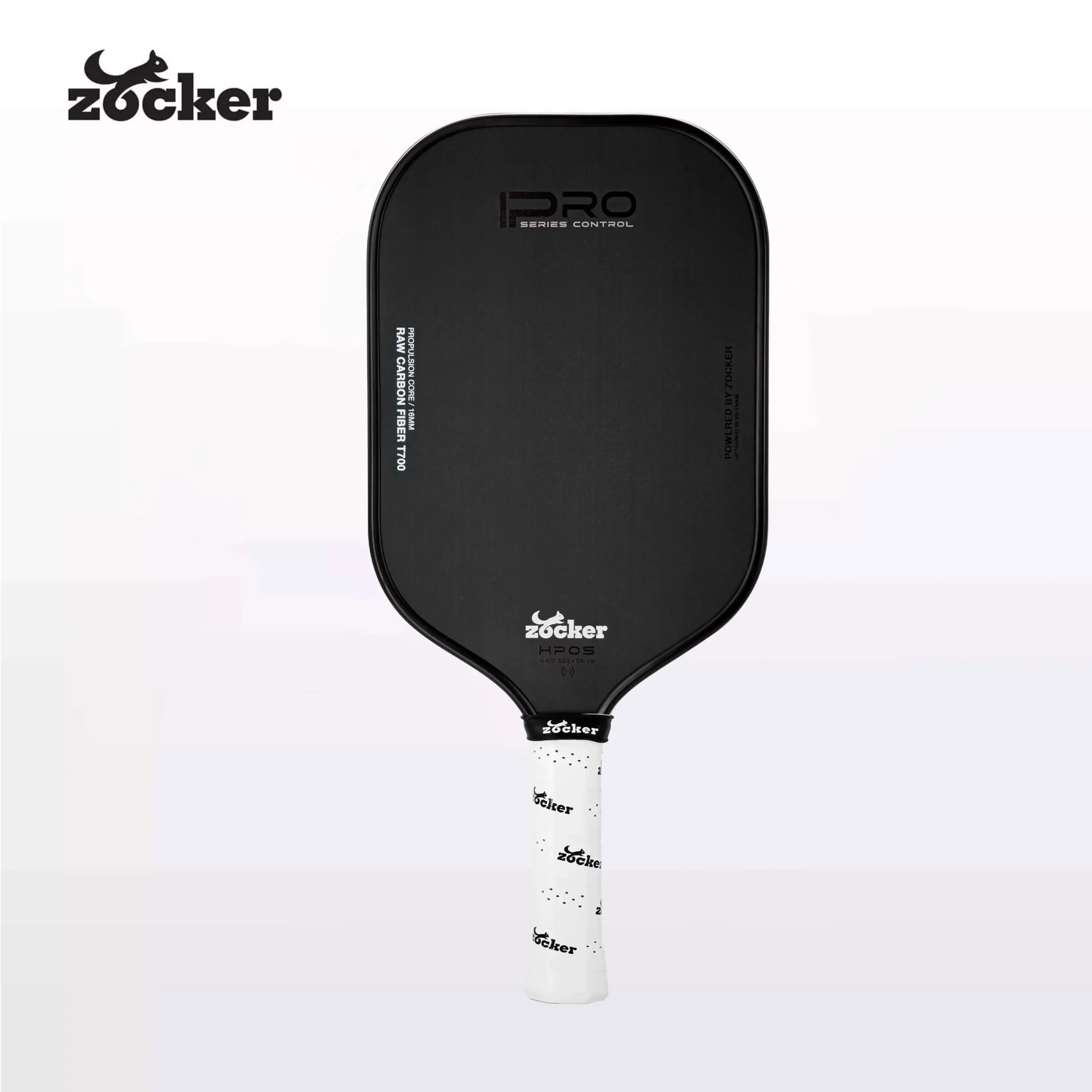 Vợt pickleball Zocker HP05 16mm màu đen, mặt carbon T700, viền đen và cán quấn trắng.